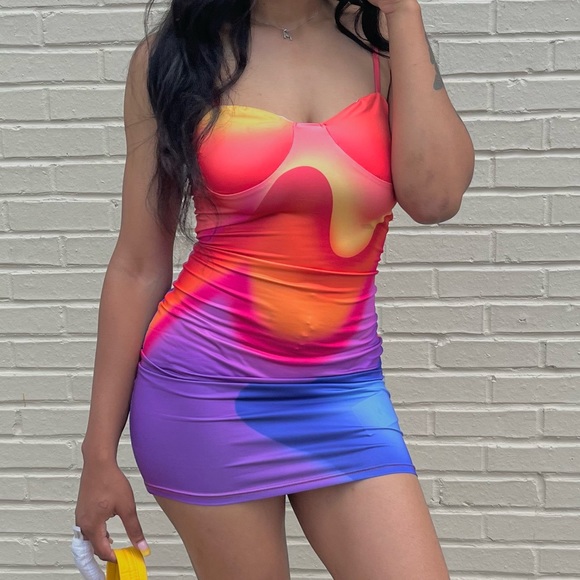 Colorful mini skirt - Picture 2 of 3